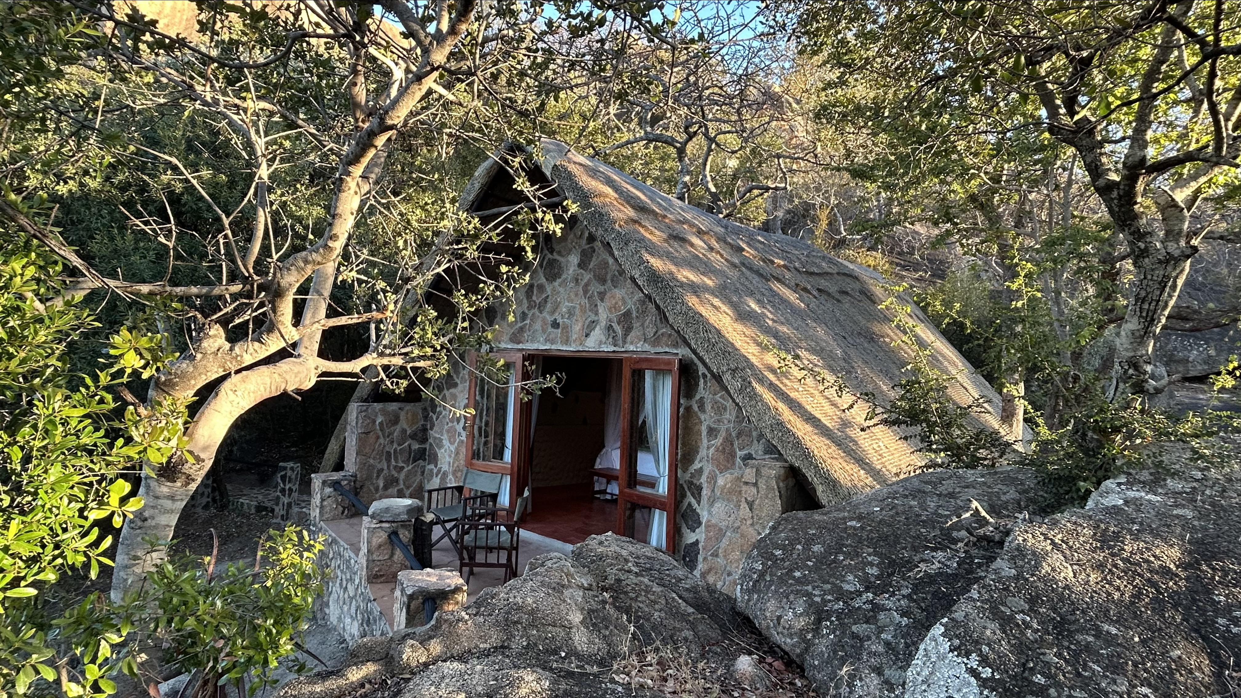 Matopos Big Cave Lodge