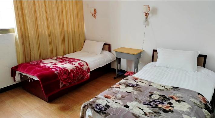 Zhutrul Phuk Gompa Guesthouse