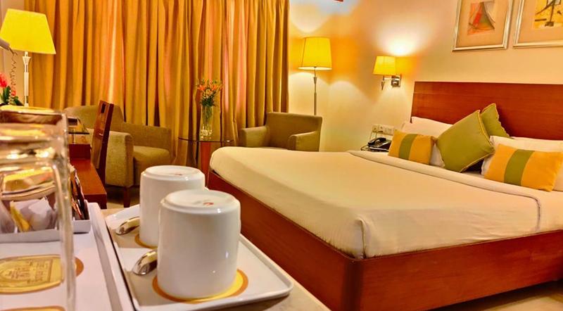 Hampshire Plaza Hotel